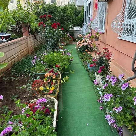 500 Meters To Konyaalti Beach, 2+1 Fully Furnished Apartment