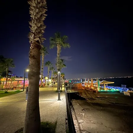 Apartment 500 Meters To Konyaalti Beach, 2+1 Fully Furnished Antalya